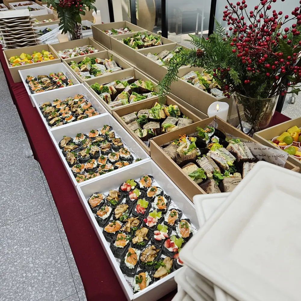교육장 박스케이터링 김밥과 핑거 박스